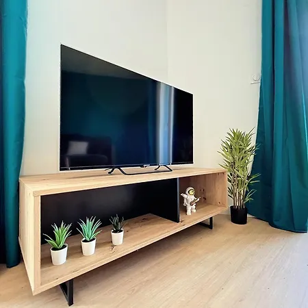 T3 Aurore 64 M2 Smarttv Apartment
